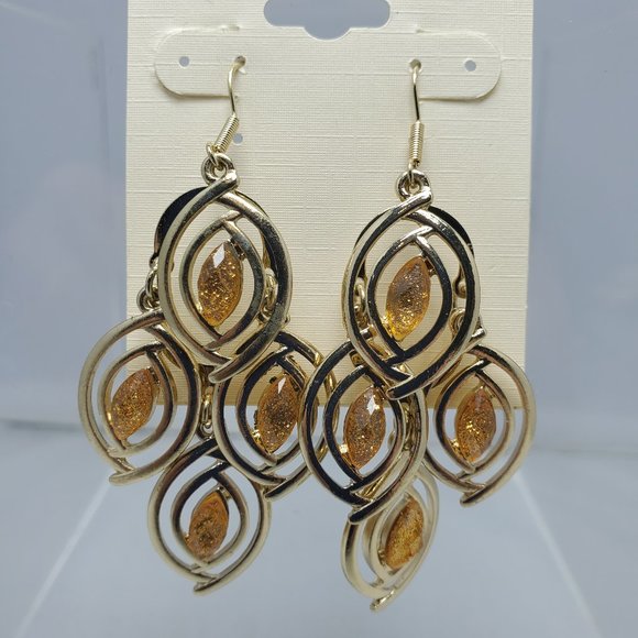 MYSTIQUE water drop gold and citrine color chandelier earring - Picture 3 of 4